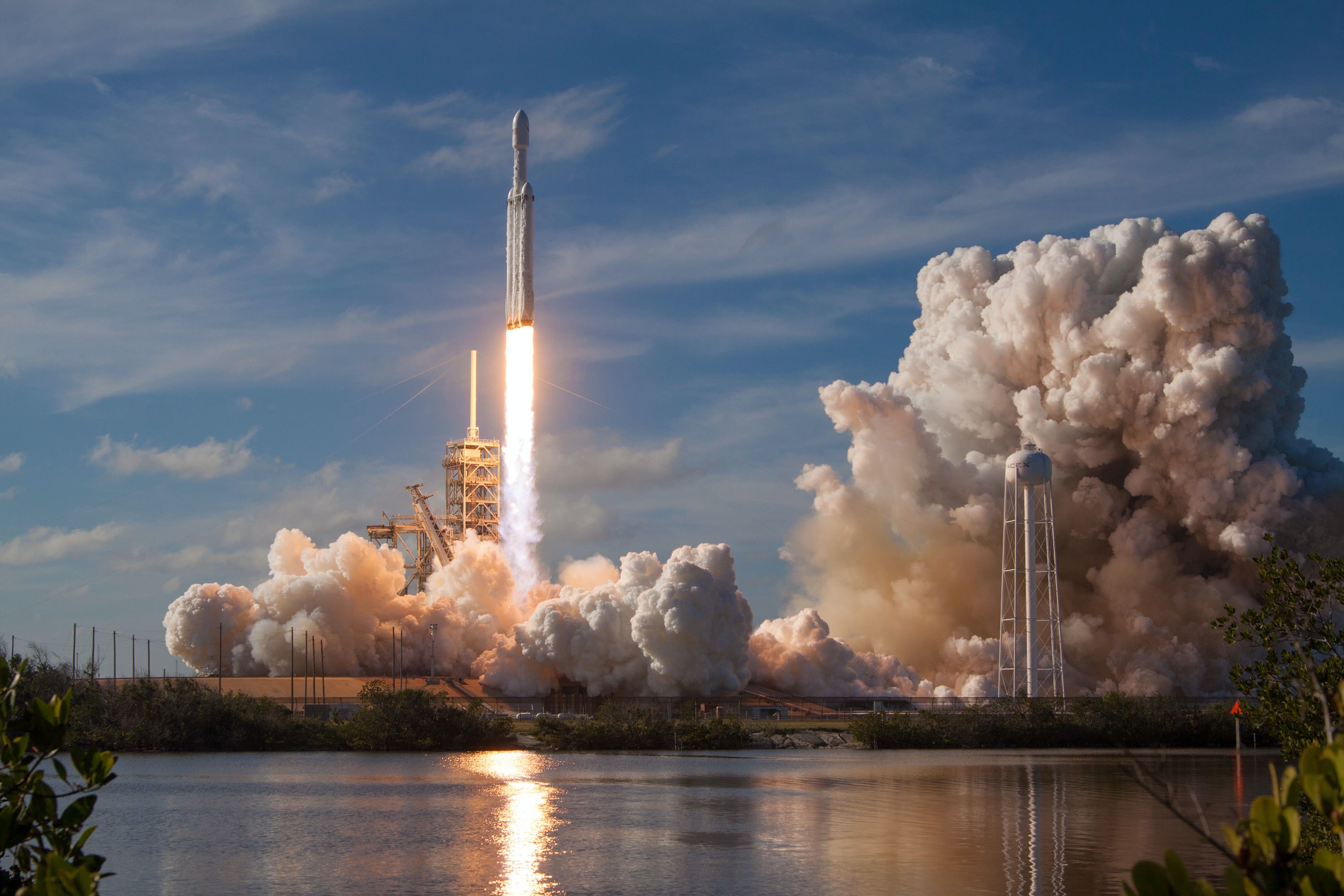 Image by SpaceX on UnSplash