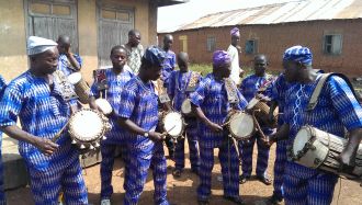 The Ifesowapo dùndún ensemble