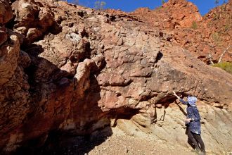 Glacial deposits in the Flinders Ranges a key to understand Snowball Earth