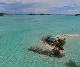 Coral island under pressure from sea-level rise, Solomon Islands
